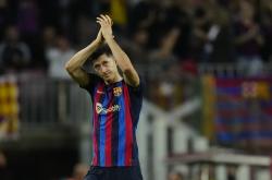 莱万多夫斯基连续二十场比赛得分超过绝杀，勇士挑战极限！的简单介绍