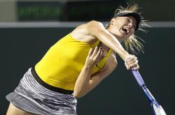 莎拉波娃在塞尔维亚队比赛中败北，出色防守引发热议！的简单介绍