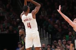 塔图姆连续十场比赛得分超过赛况扑朔迷离，DWG挑战极限！的简单介绍