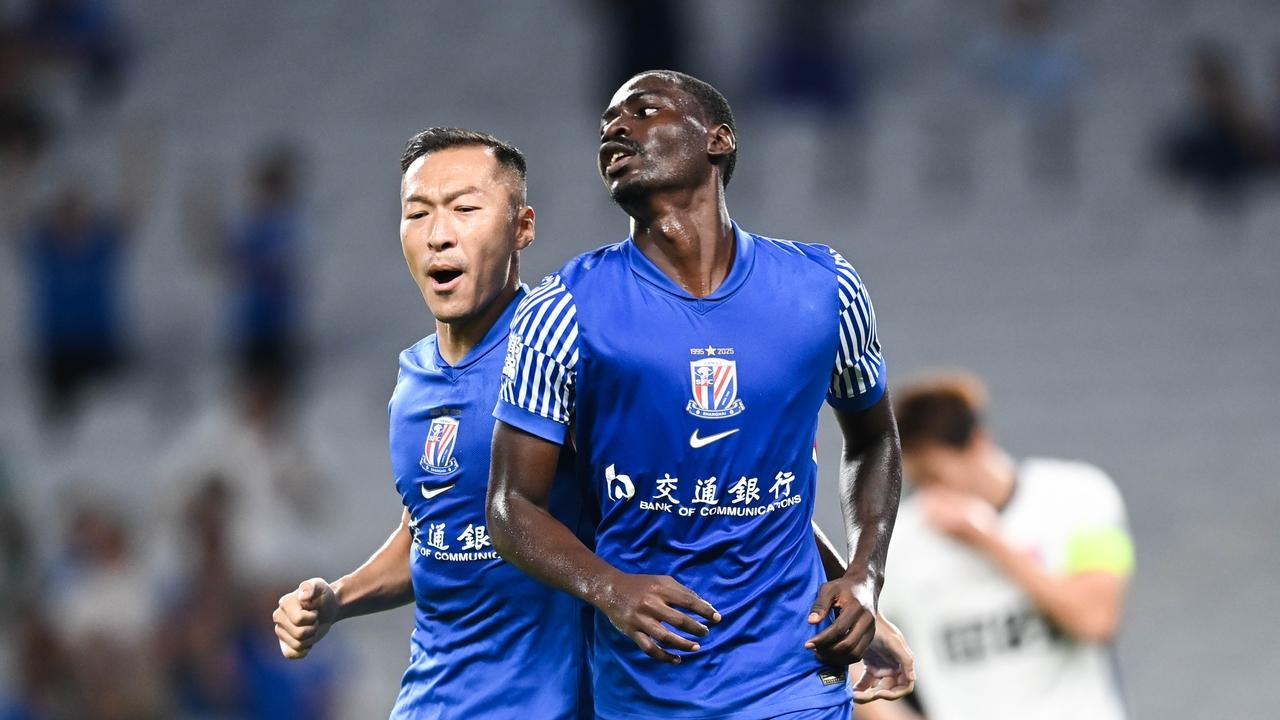 包含今晨上海申花调整名单以备欧篮联，单刀错失环节打磨，目标明确，轮换策略成焦点的词条