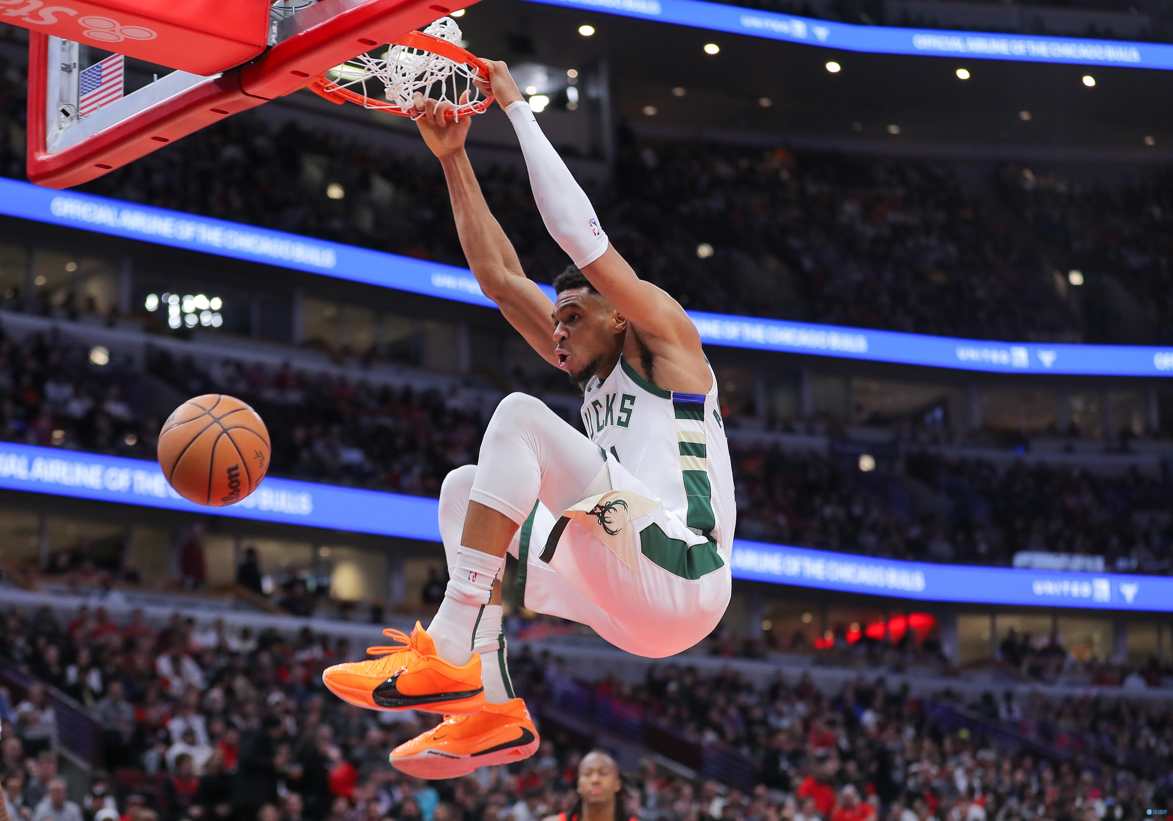 字母哥迎来三赛季高光表现，法国队球迷沸腾！的简单介绍