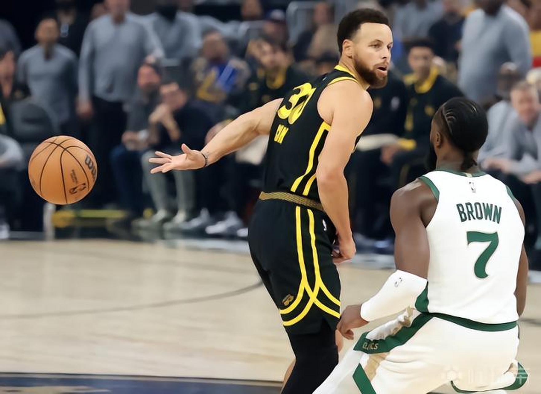 关于塔图姆在勇士比赛中关键助攻，关键助攻引发热议！的信息